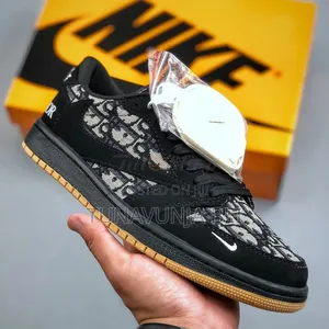 Dior X Sneakers Original