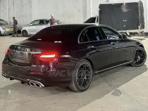 Mercedes-Benz E200 2021 Black