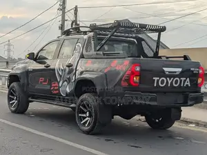 Toyota Hilux 2019 Black