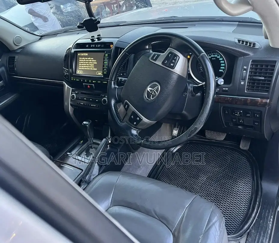 Toyota Land Cruiser 2008 Silver