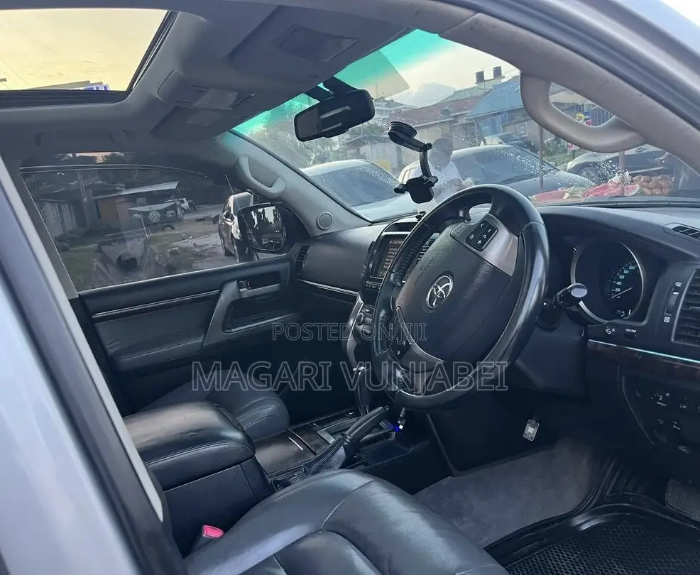 Toyota Land Cruiser 2008 Silver
