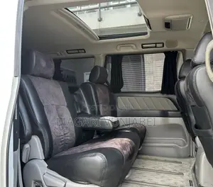 Toyota Alphard 2004 Pearl