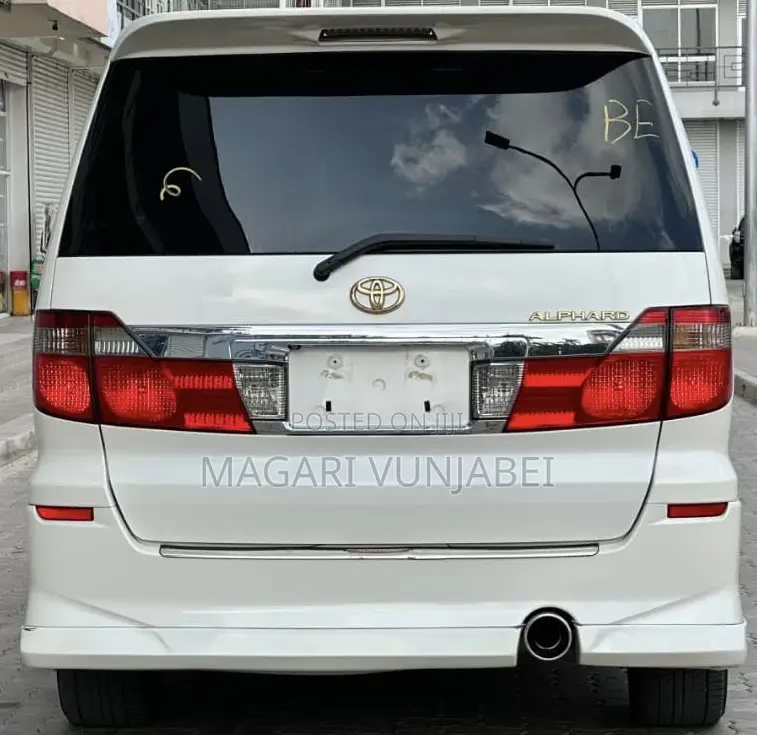 Toyota Alphard 2004 Pearl