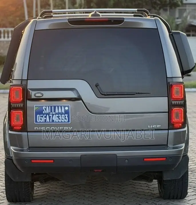 Land Rover Discovery 2015 Gray