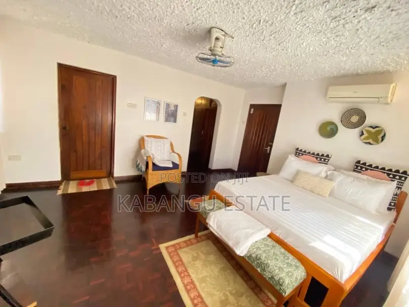 Furnished 4bdrm House in Ada Estate for rent