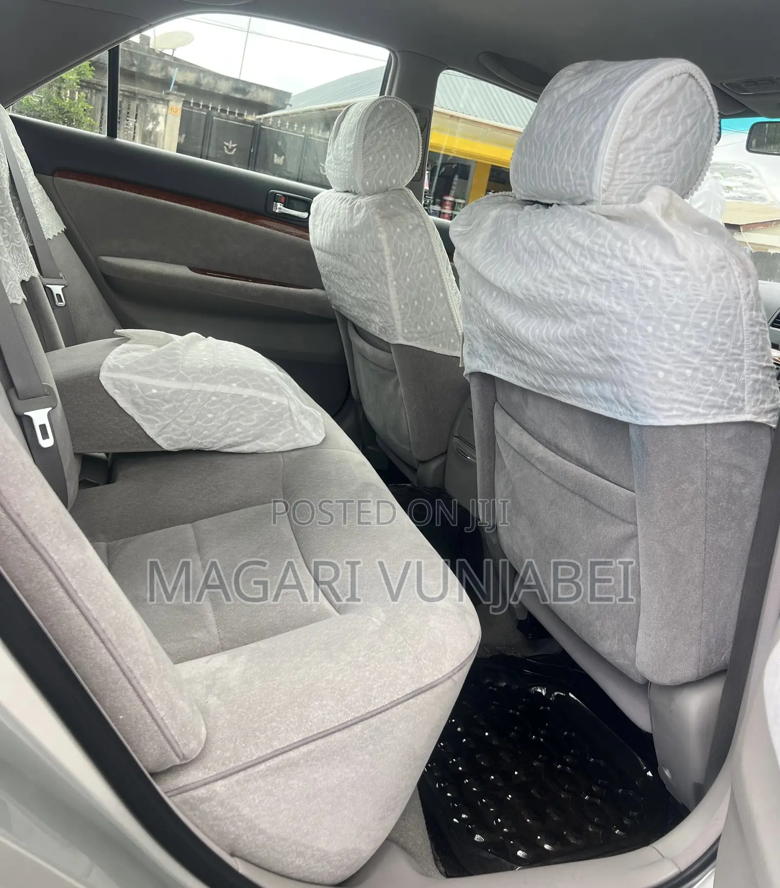 Toyota Mark II 2004 Silver
