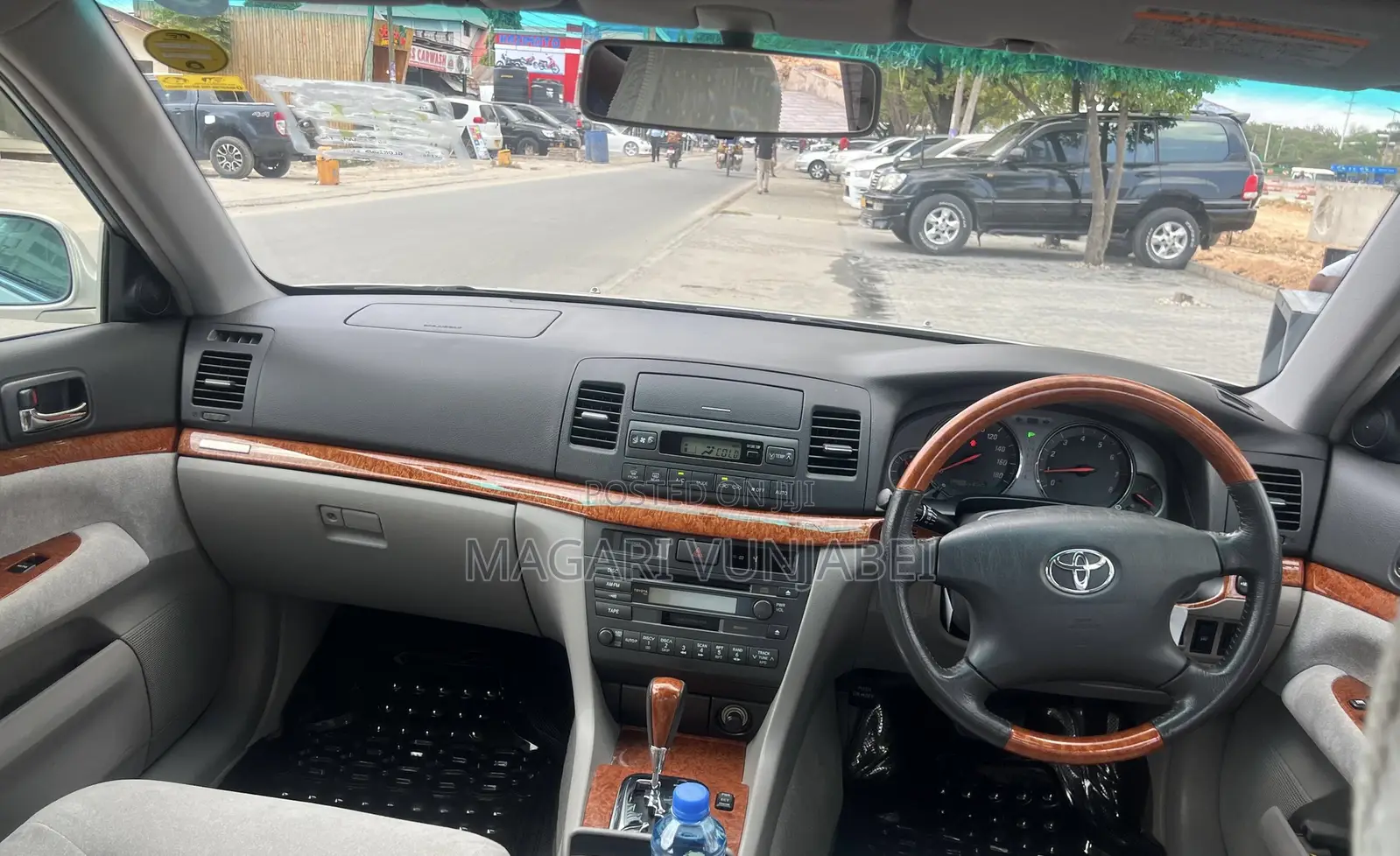 Toyota Mark II 2004 Silver