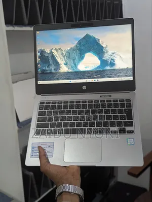 New Laptop HP Folio 13 8GB Intel Core I5 SSD 256GB