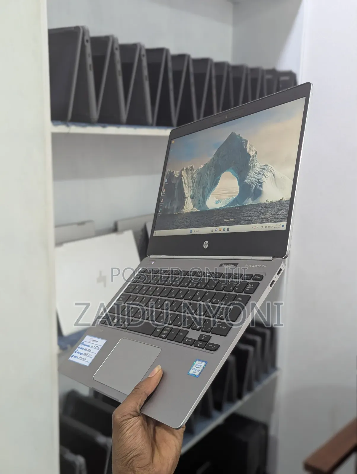 New Laptop HP Folio 13 8GB Intel Core I5 SSD 256GB