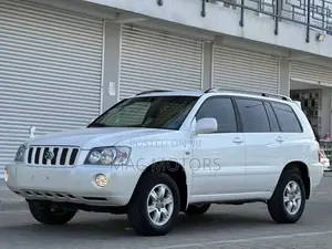 Toyota Kluger 2001 White