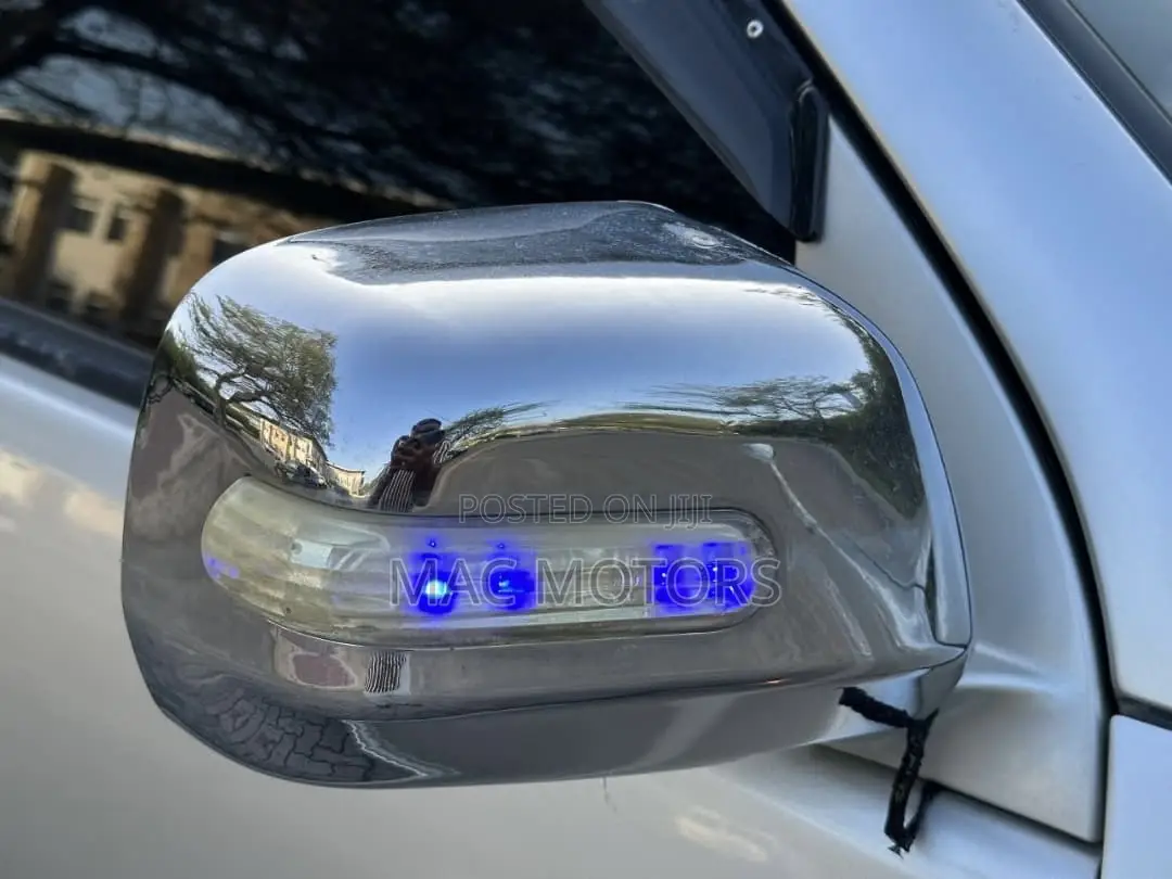 Toyota Kluger 2002 Silver