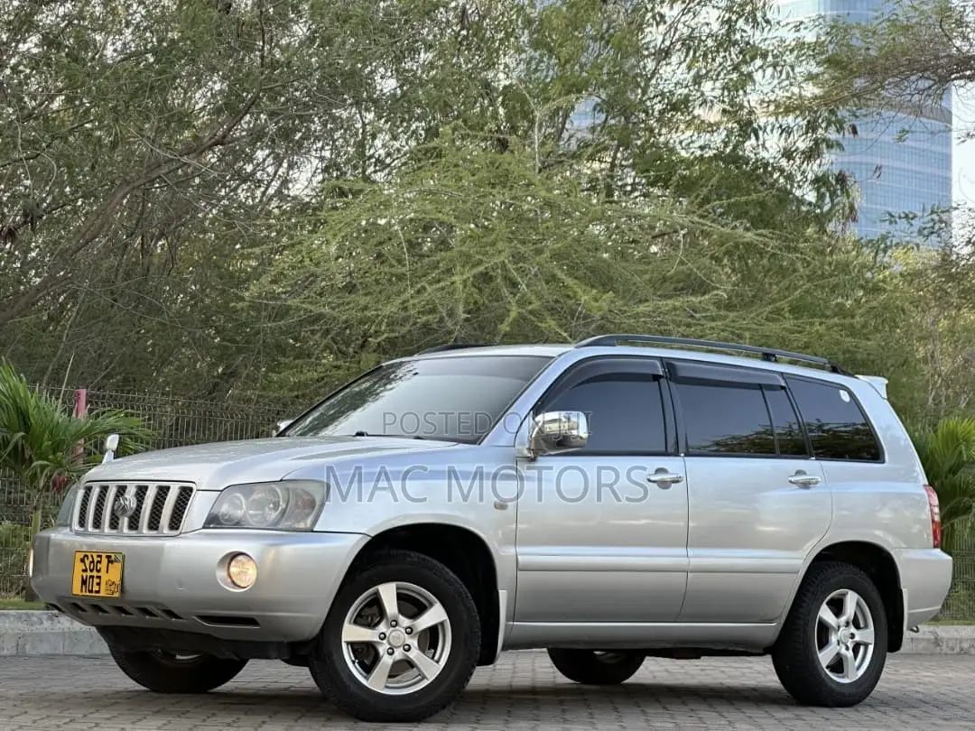 Toyota Kluger 2002 Silver