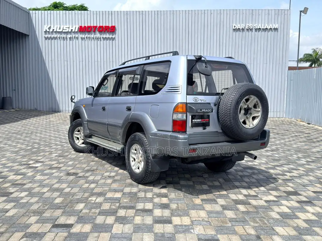Toyota Land Cruiser Prado 1997 Silver
