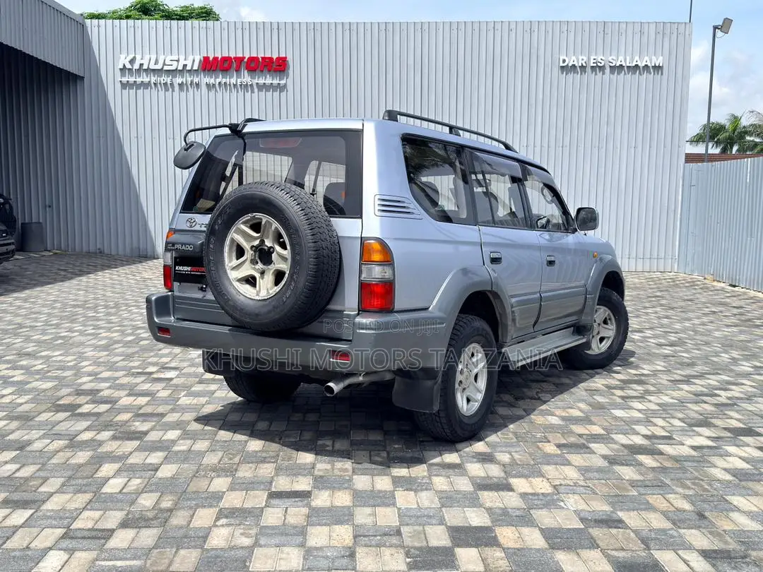 Toyota Land Cruiser Prado 1997 Silver