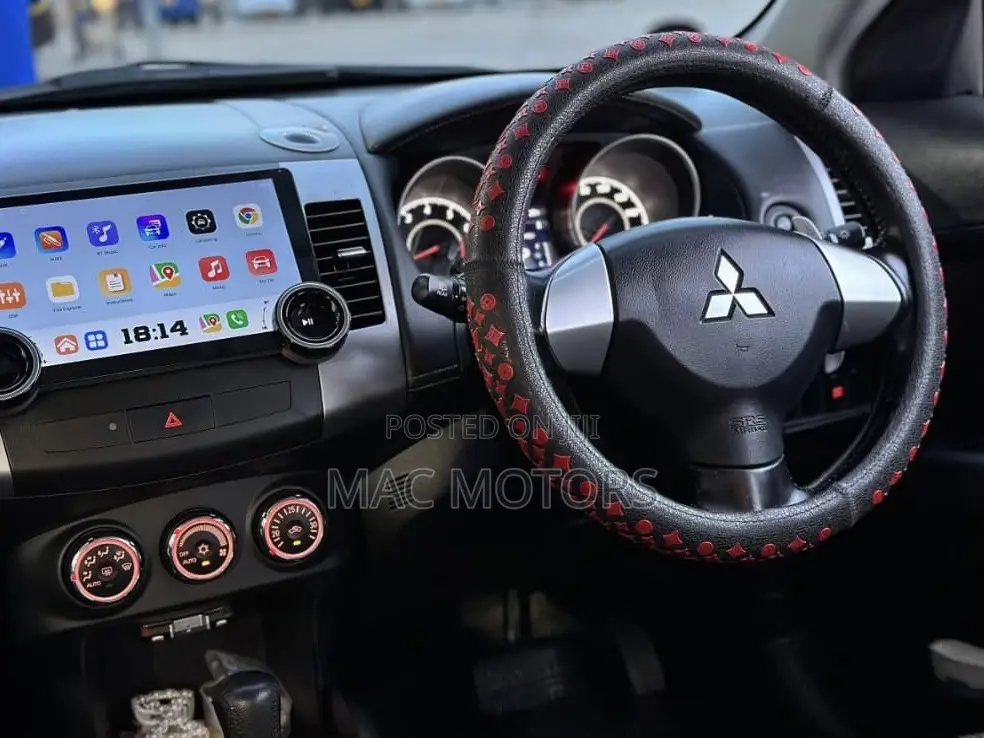 Mitsubishi Outlander 2011 Silver