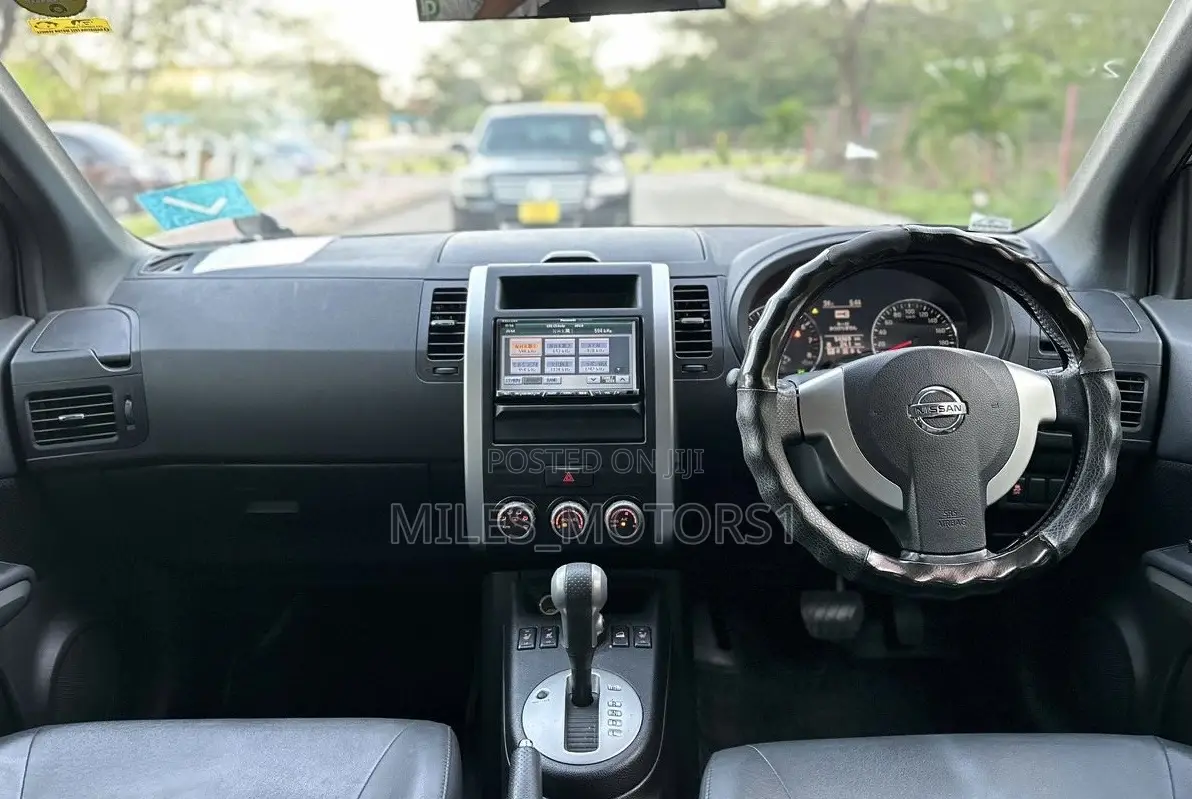 Nissan X-Trail 2010 Black