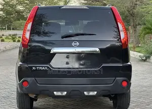 Nissan X-Trail 2010 Black