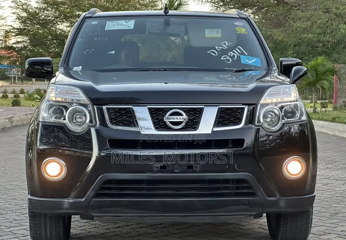 Nissan X-Trail 2010 Black