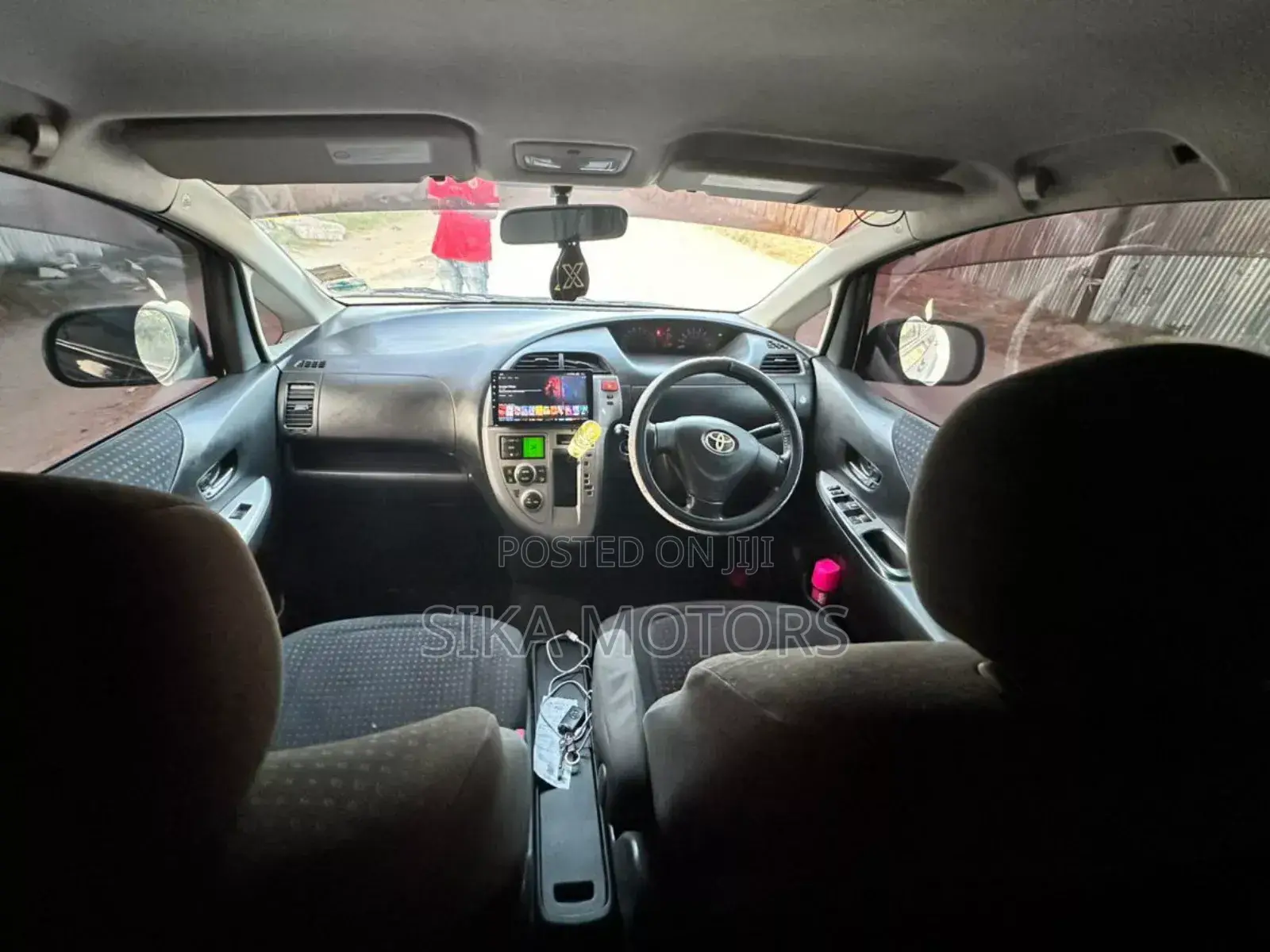 Toyota Ractis 2008 Black