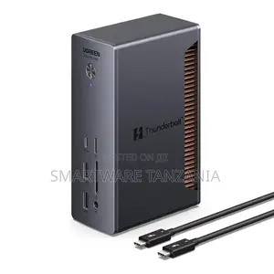 Ugreen Thunderbolt 5 Docking Station 13-in-1 120gbps Triple Display