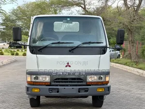 Mistubishi Canter Tipper