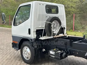 Mistubishi Canter Tipper