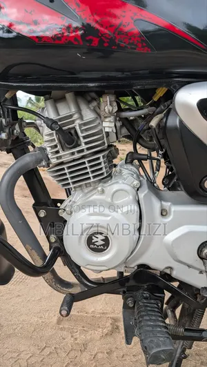 Bajaj Boxer X125 2025 Black