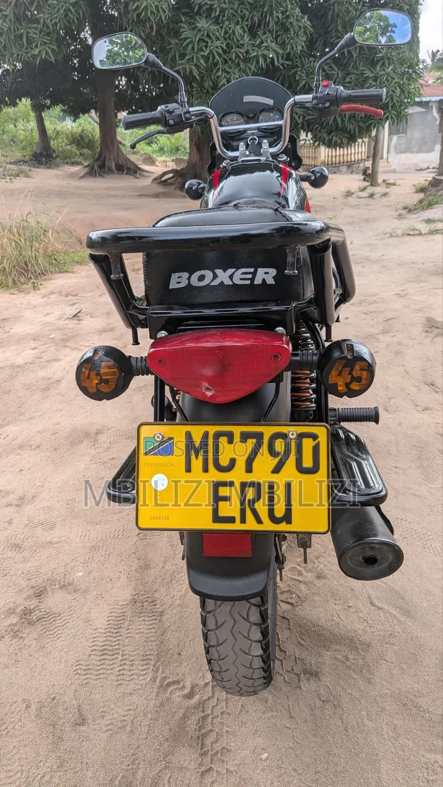 Bajaj Boxer X125 2025 Black