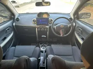 Land Rover Discovery 2015 Gray