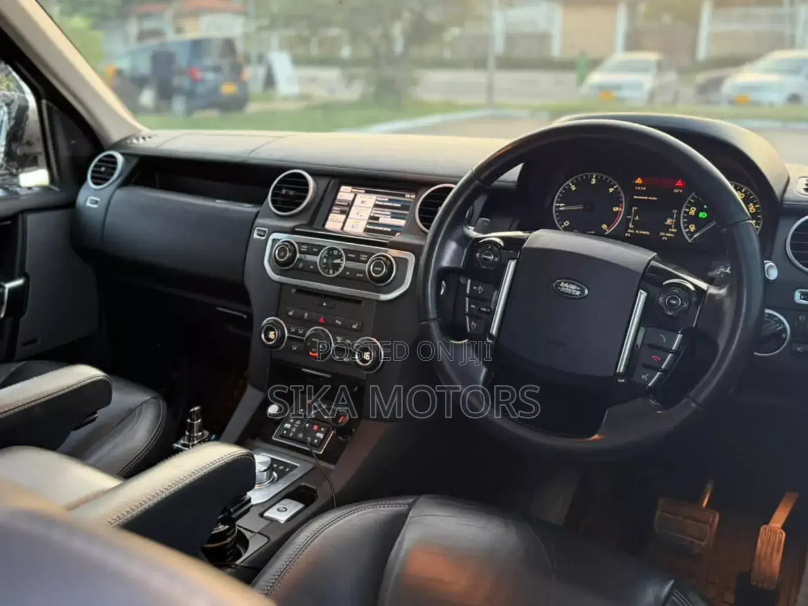 Land Rover Discovery 2015 Gray