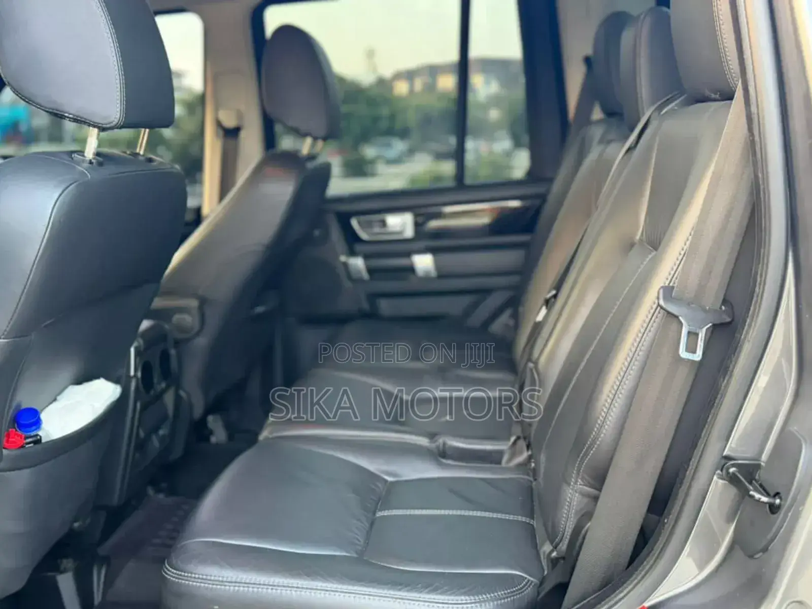 Land Rover Discovery 2015 Gray