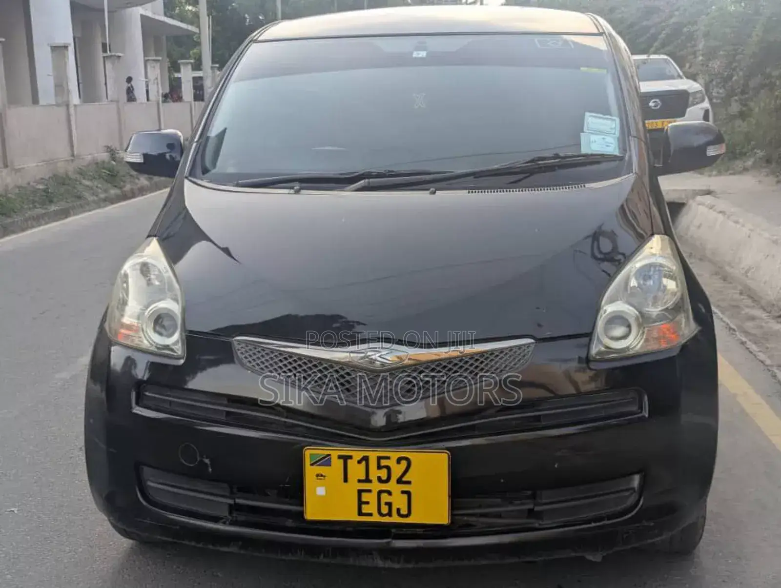 Toyota Ractis 2006 Black