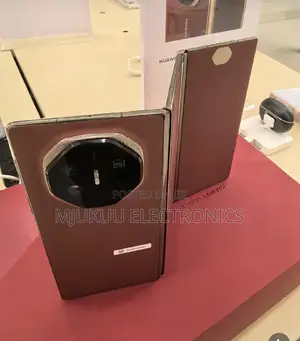 New Huawei Mate XT Ultimate Design 512 GB Red