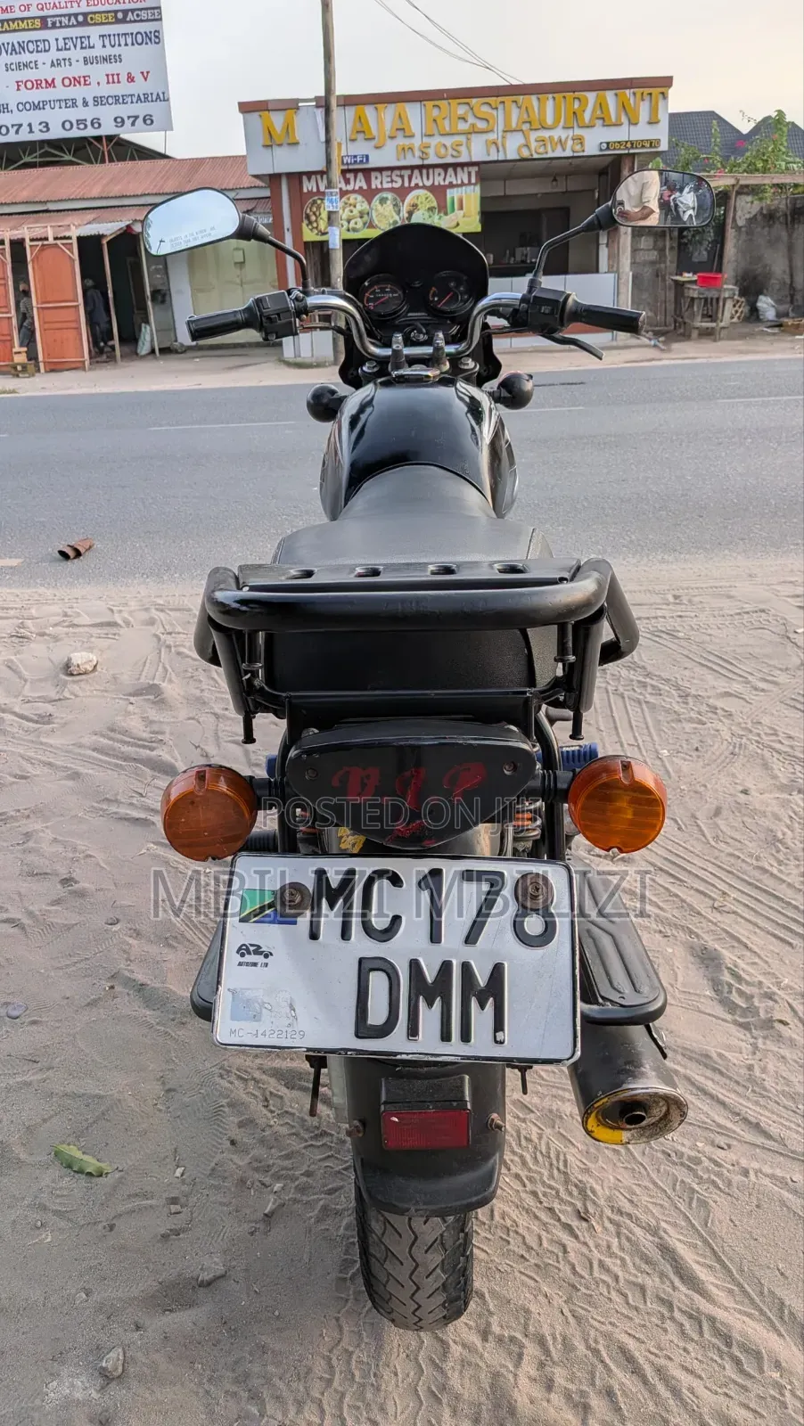 Bajaj Boxer 125 2024 Black