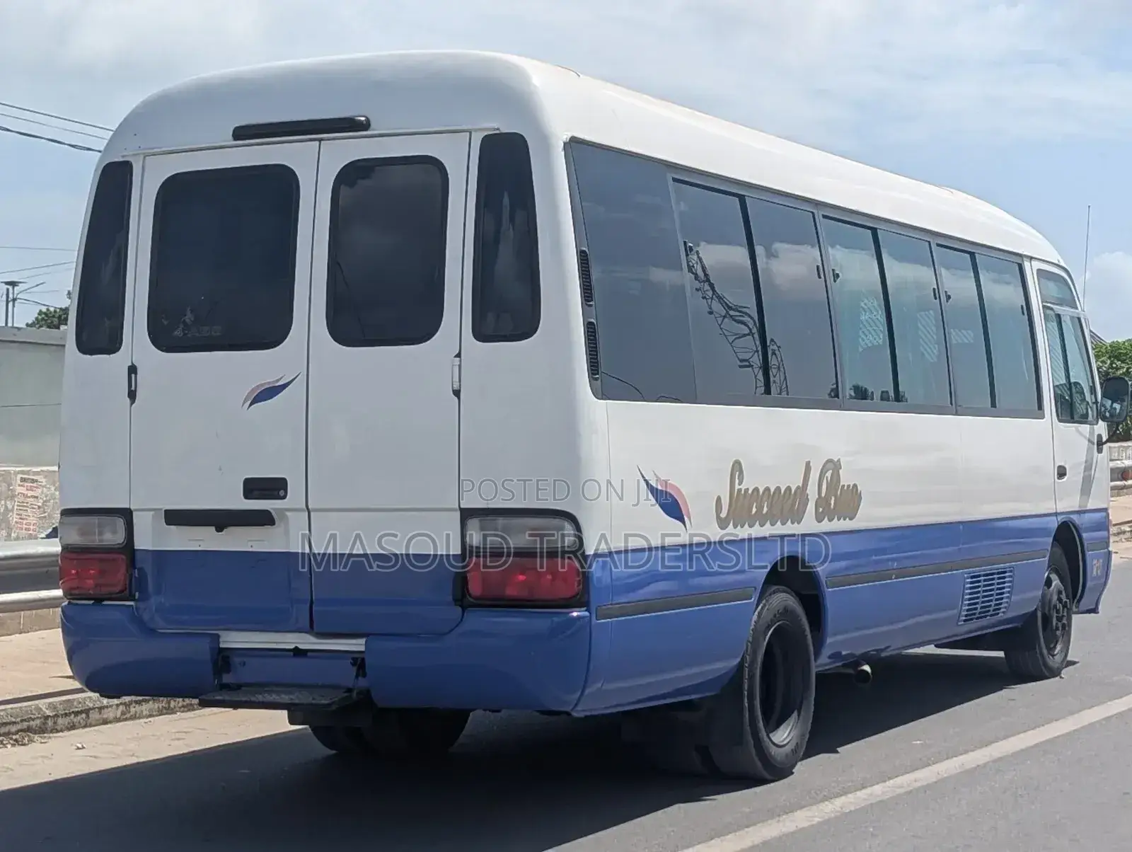 Toyota Coaster 2004 White