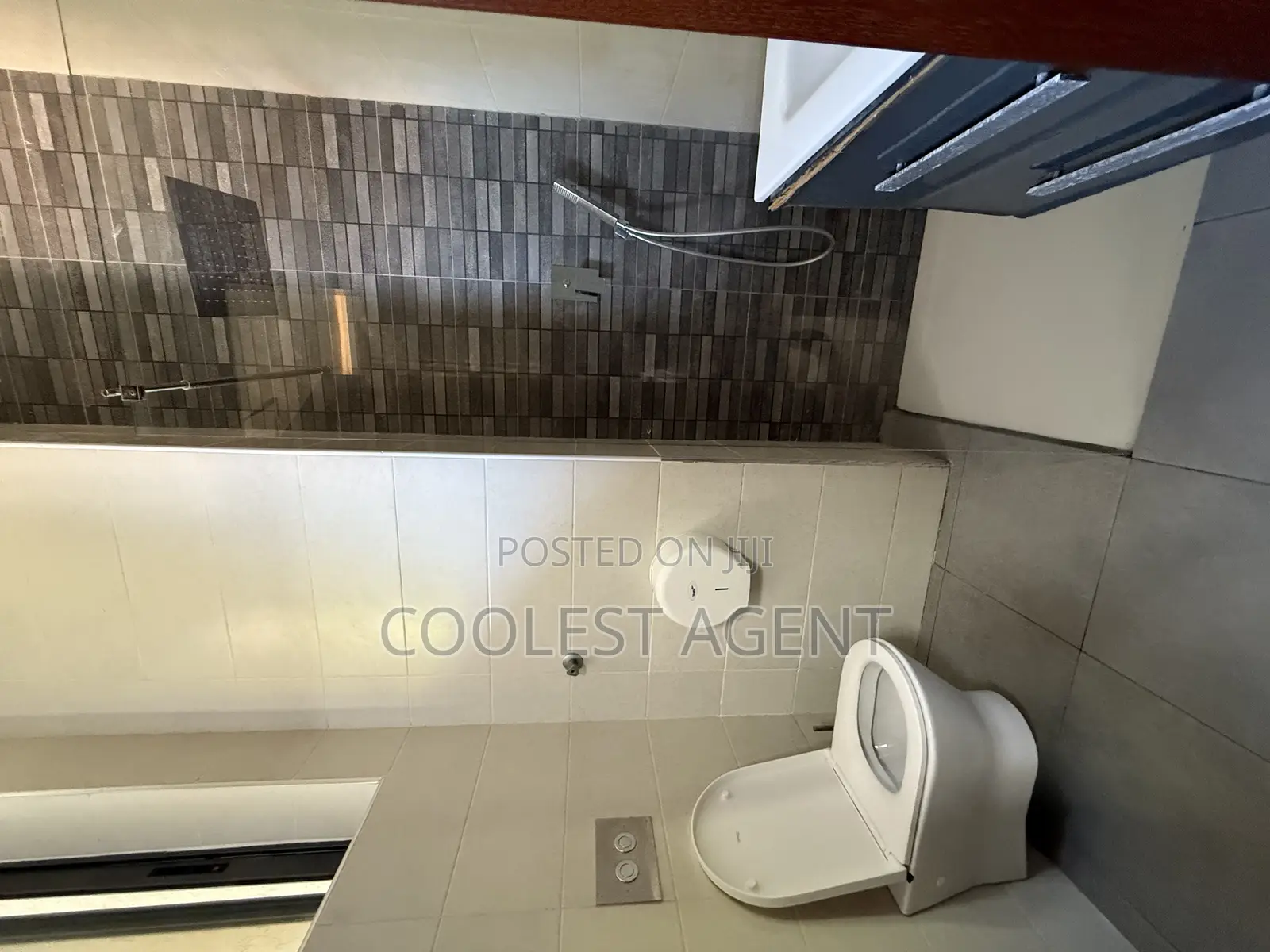 2bdrm Apartment in Coolest Estate, Oyster Bay for rent