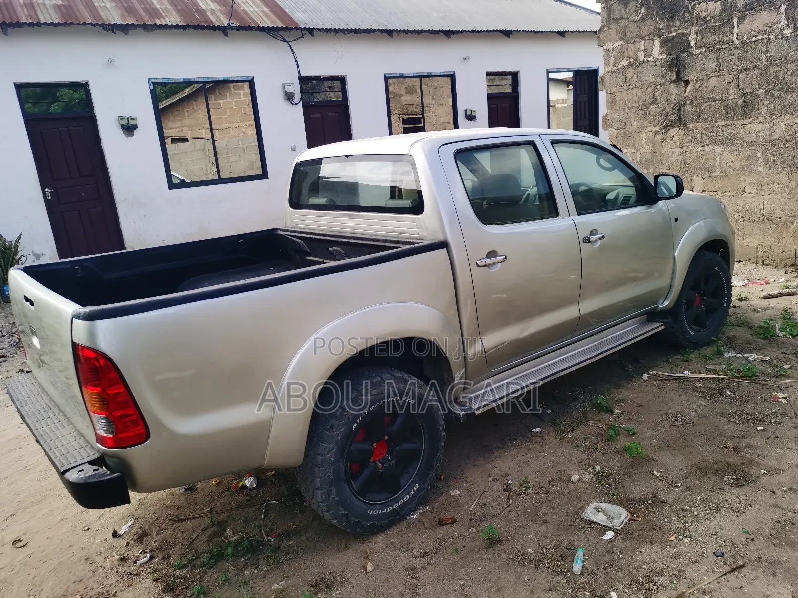 Toyota Hilux 2010 Silver