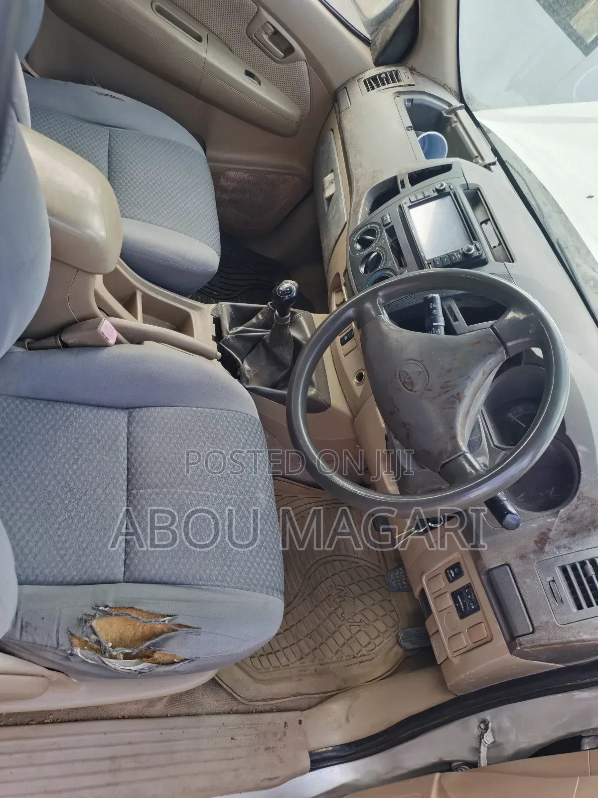 Toyota Hilux 2010 Silver