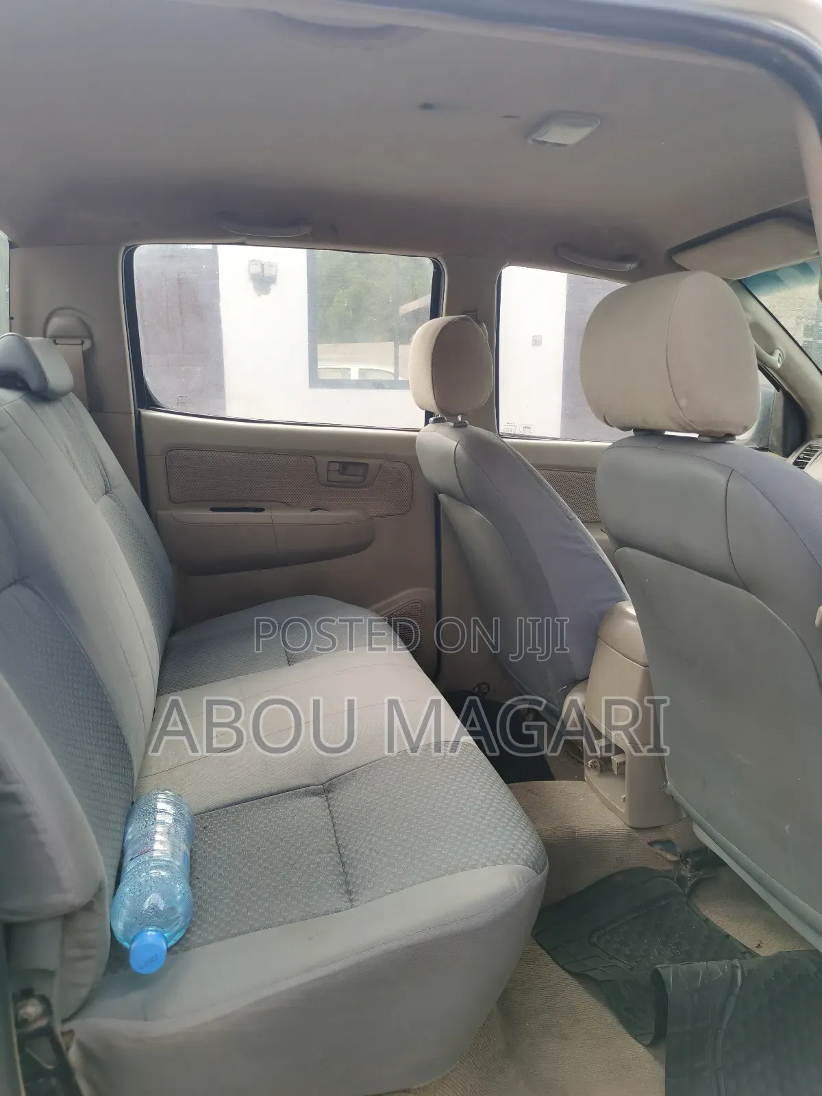 Toyota Hilux 2010 Silver