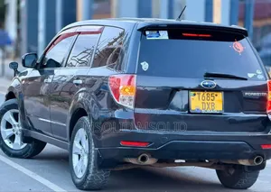 Subaru Forester 2010 Black