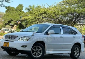 Toyota Harrier 2004 White