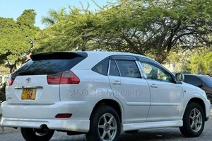 Toyota Harrier 2004 White