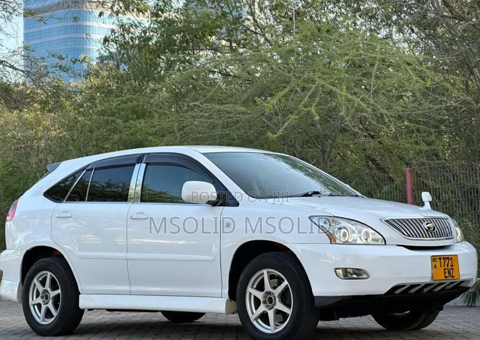 Toyota Harrier 2004 White