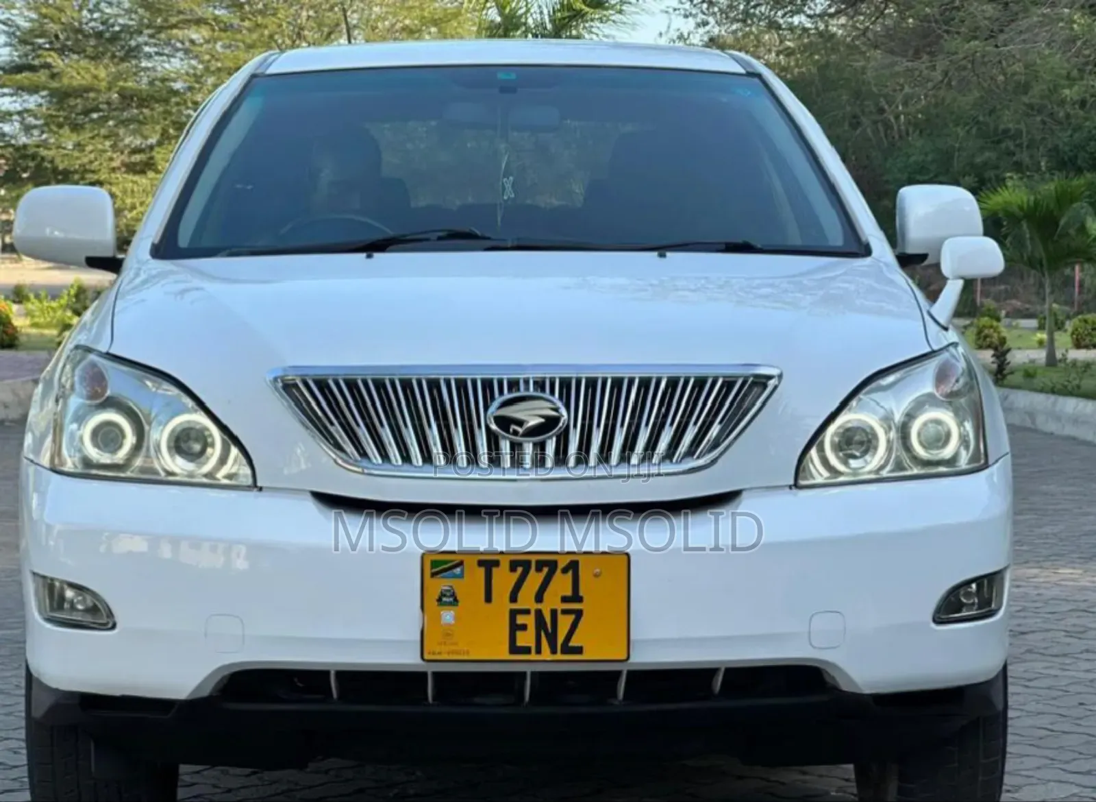 Toyota Harrier 2004 White