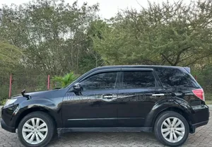 Subaru Forester 2010 Black