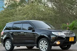 Subaru Forester 2010 Black