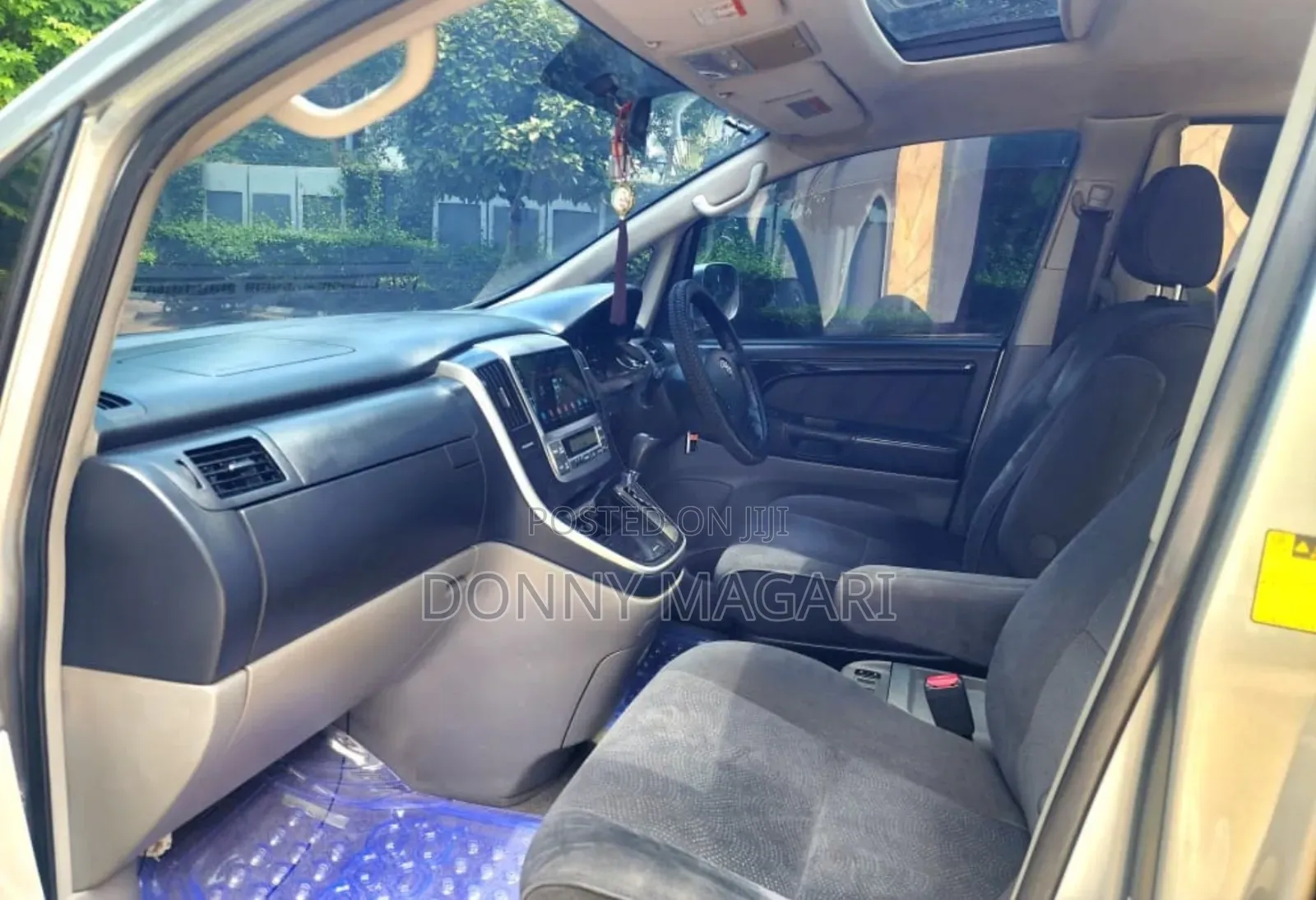 Toyota Alphard 2.4 Petrol AWD 2006 Gray