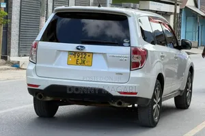 Subaru Forester 2.0D X 2009 White