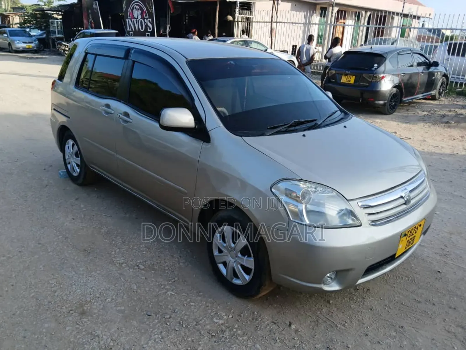 Toyota Raum 1.5 AWD 2005 Silver