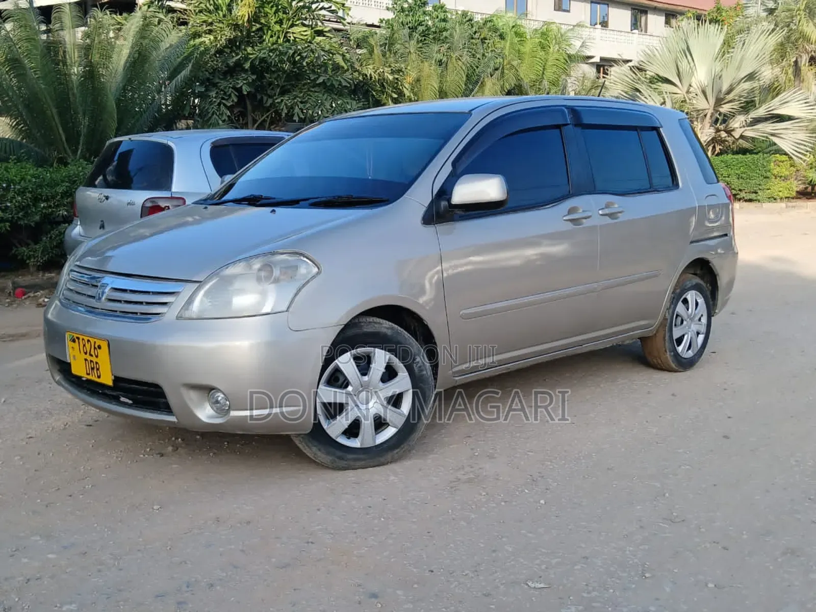 Toyota Raum 1.5 AWD 2005 Silver